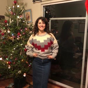 Handkit wool sweater